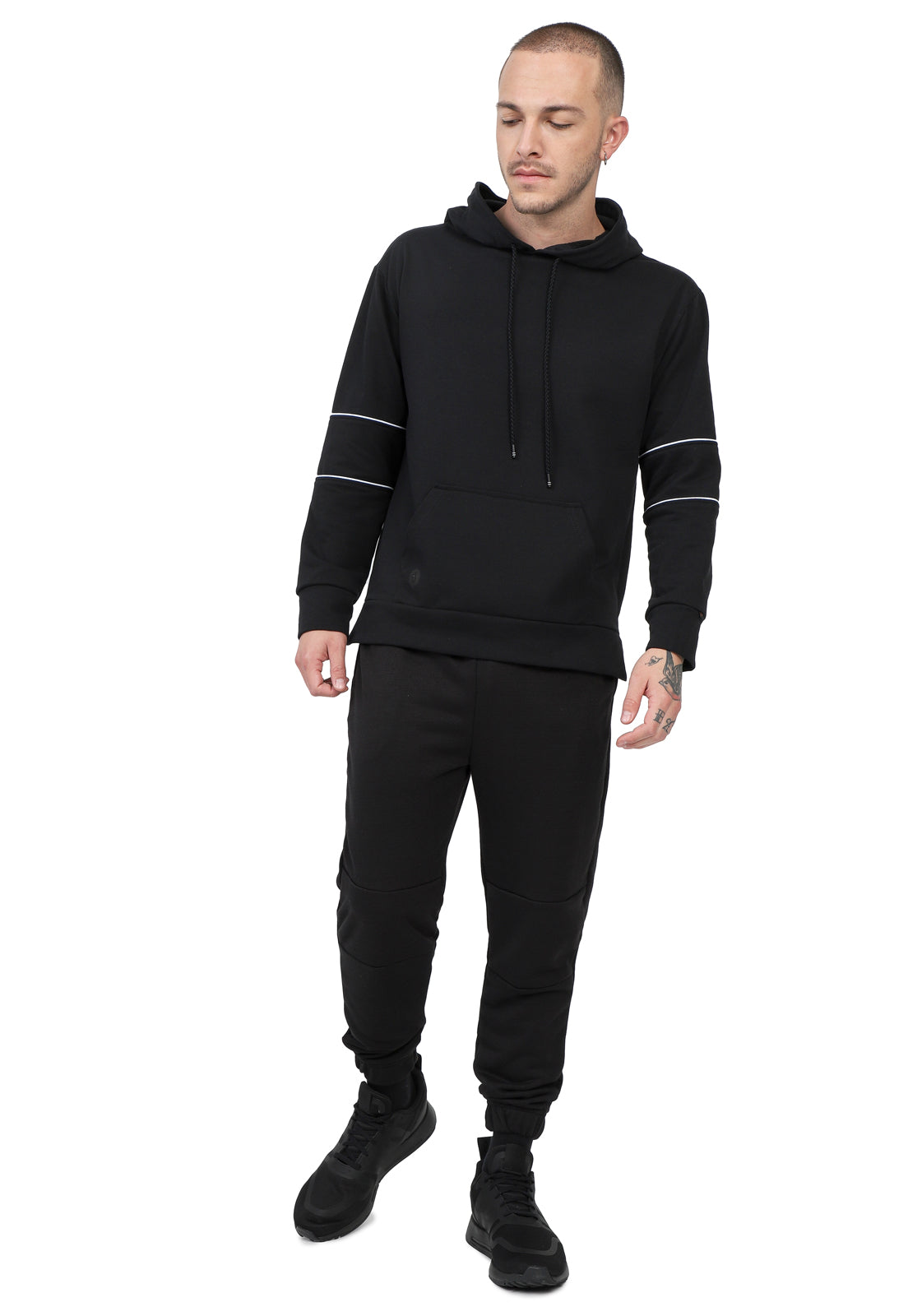 The Hoodie Haven (Onyx)